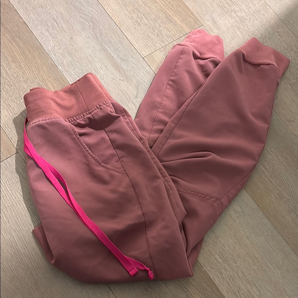 Figs high waisted mauve zamora joggers